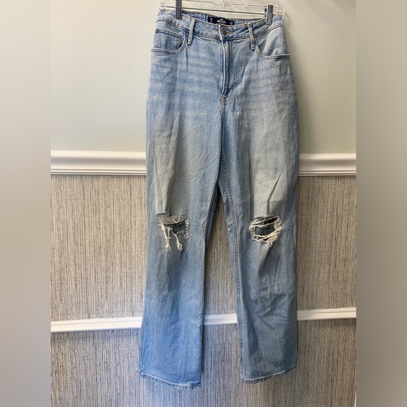 Hollister Ultra High-Rise Dad Jean Vintage Stretch
Size 7R W28 L31 - Picture 7 of 7